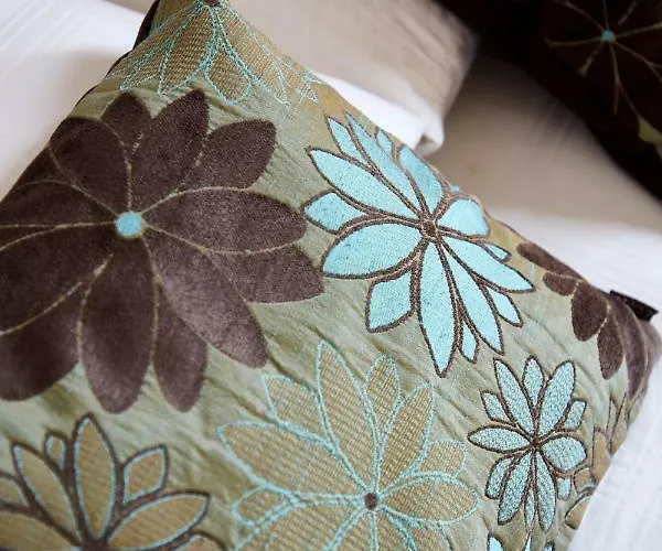 Alessandra Apartman *